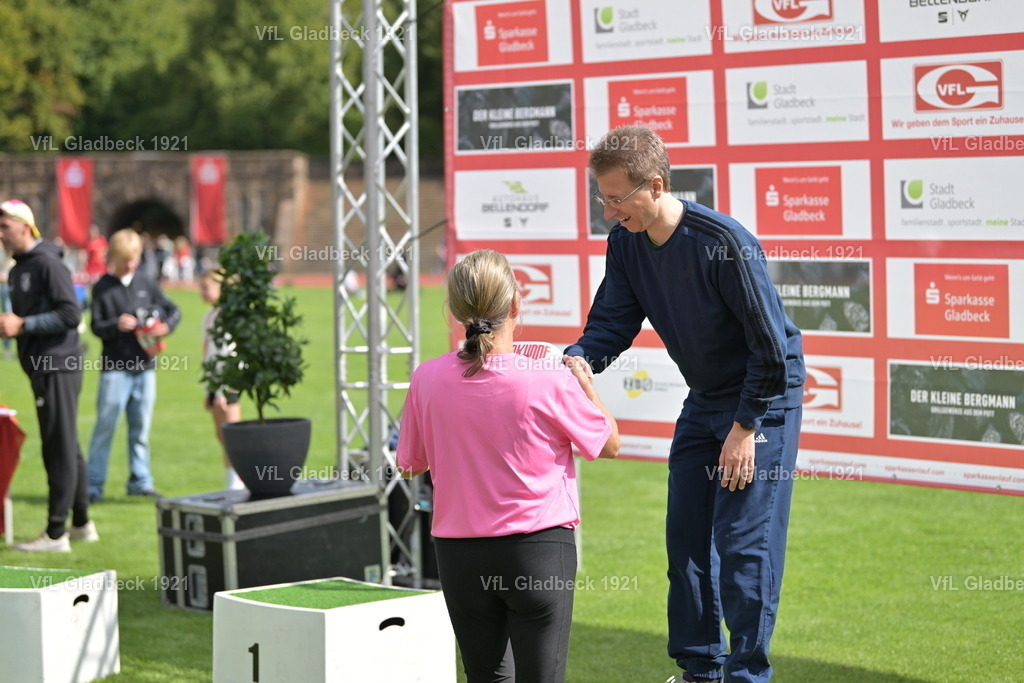 2026-08-23_Sparkassenlauf_Siegerehr_KH_00006 | Die Fotografen - Realisiert mit Pictrs.com