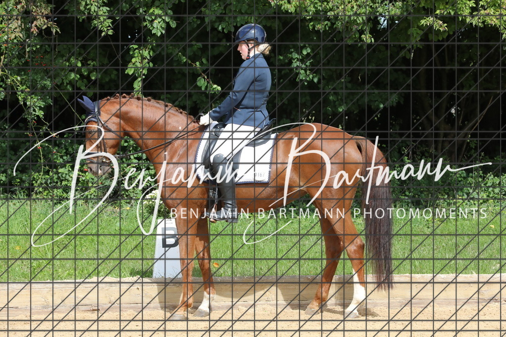 AZ2A2253 | Benjamin Bartmann Photomoments