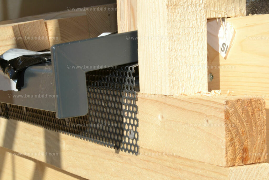 bib-lg14-fenster-0085 | Nach LV-Leistungsgruppen sortierte Detailfotos über den Bau eines Hauses. Alle Hausbau-Bilder direkt vom Urheber und Autor der Website Haus-Selber-Bauen.com