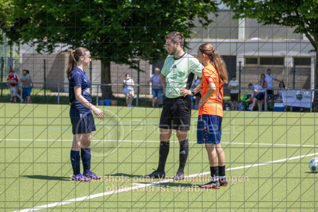 20250622_140041_0054 | #,ASV Eislingen (blau) vs. Tura Untermünkheim (orange), Fussball, Aufstiegsspiel in B-Juniorinnen-VS Nord Runde 2 - WfV, Saison 2024/2025, Kunstrasensportplatz im Ösch, Staufeneckerstraße, 73054 Eislingen, 22.06.2025 - 14:00 Uhr,Foto: PhotoPeet-Sportfotografie/Peter Harich