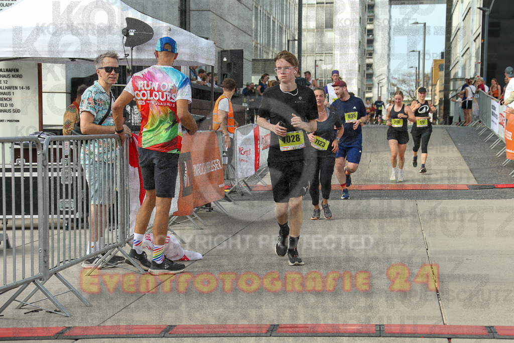 250920_1533_EX1_9977 | Sportfotografie im Rhein-Sieg Kreis, Köln, Bonn, NRW, Rheinland Pfalz, Hessen, etc. Unser Tätigkeitsfeld umfasst den Laufsport vom Volkslauf über den Marathon, Duathlon, Triathon bis zum Ultralauf wie Kölnpfad Ultra oder Schindertrail.