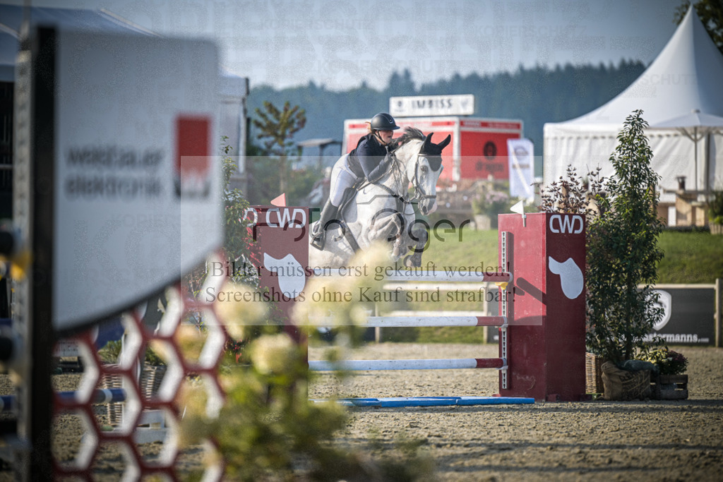 DOS_1730 | Entdecke hochwertige Reitturnierfotos von Foto Oger. Professionell, emotional und authentisch – jetzt Lieblingsmomente im Shop bestellen.Deutschlandweite Turnierfotografie. - Realisiert mit Pictrs.com