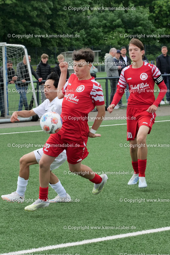 Fußball : C-Junioren : Aufstieg Regionalliga West : SUS 09 Dinslaken - Vfb 03 Hilden am 04.06.2026 in Dinslaken | Fußball : C-Junioren : Aufstieg Regionalliga West : SUS 09 Dinslaken (rotr Trikots)- Vfb 03 Hilden (weiße Trikots) am 04.06.2026 in Dinslaken - Realisiert mit Pictrs.com