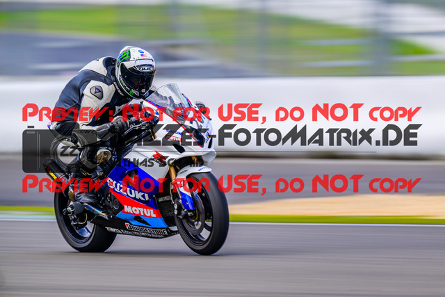 MaZZes_FotoMatrix_240717_6007705_2-255 | WEISS