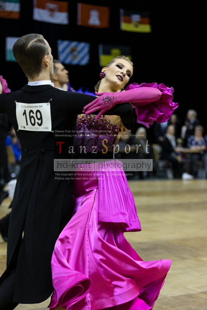 20241102_DC_HGR_Std_08735 | Tanzsportbilder, Standardtanz, Lateintanz, WDSF, DTV, LTVB, dancecomp, goc, hessen tanzt, blaues band der spree, walzer, tango, wiener walzer, slowfox, quickstepp, samba, rumba, cha-cha-cha, paso doble. jive, hd-kroft photography, turniertanzsport