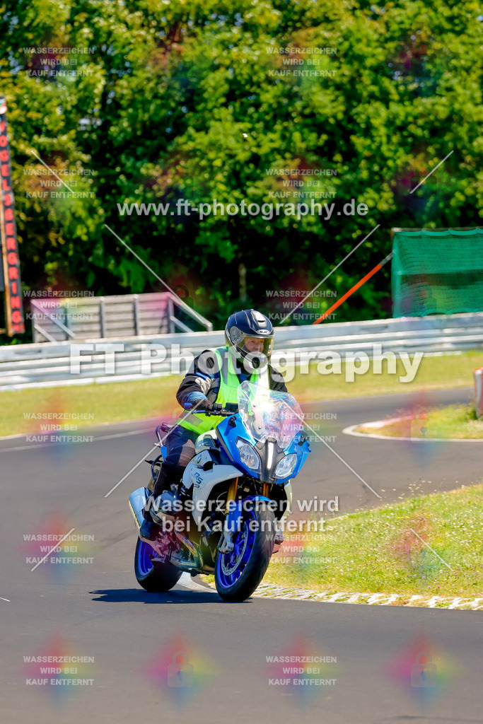 _MOT9445 | Hier findet Ihr Bilder von Touristenfahrten auf der Nürburgring Nordschleife oder von anderen Veranstaltungen die ich besucht habe. Viel Spass beim Durch Schauen 