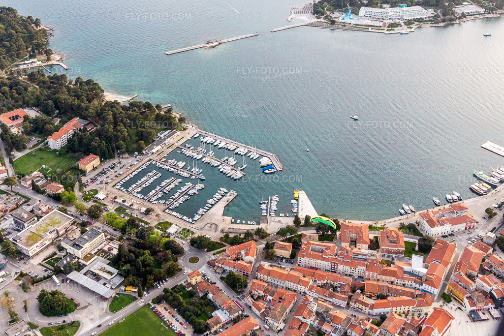 Aerial view: View of the town in Poreč in the state Gespanschaft Istrien, Croatia.Photo: IMG_106409.jpg taken on 04/14/2018 by Werner Riehm/FLY-FOTO.comResolution of the original: 5472 x 3648 px