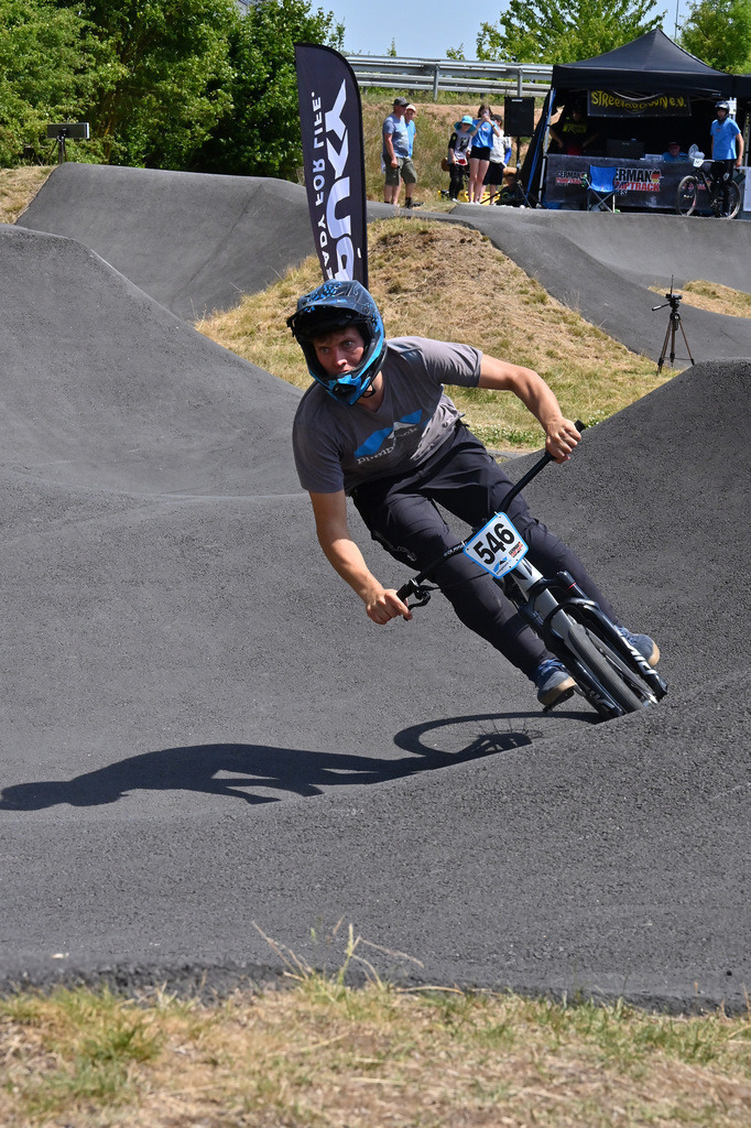 DSC_6917-cam-florian | German Pumptrack Series - Realisiert mit Pictrs.com