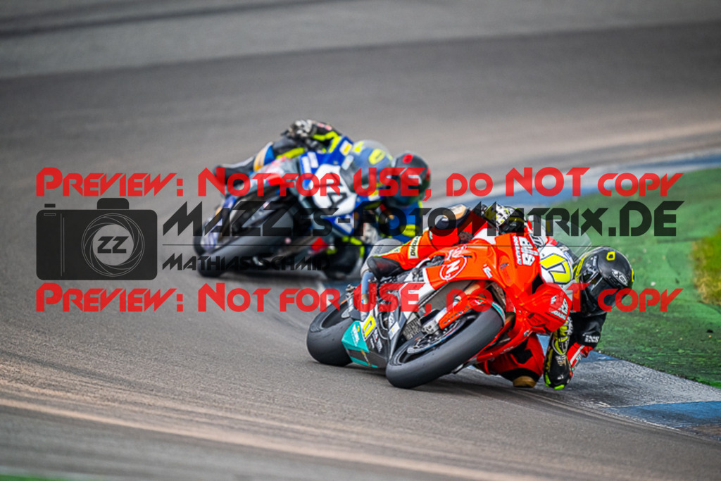 MaZZes_FotoMatrix_220925_8857 | IDM1000