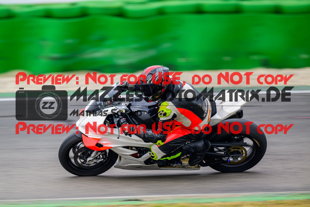 MaZZes_Fotomatrix_20240923_6007705_5064 | Fotograf Mathias Schmid
Sportfotograf,
Eventfotograf,
Hochzeitsfotograf,
Portraitfotograf