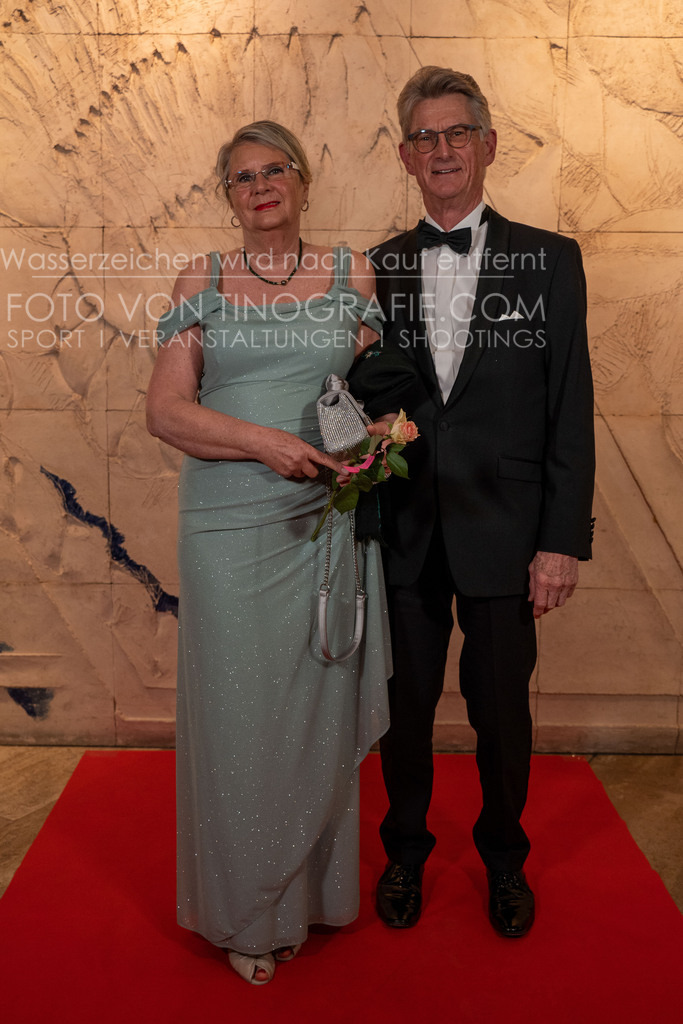 CCC_Frühlingsball_Teppich_byTINOGRRAFIE-14 | (c) TINOGRAFIE.COM