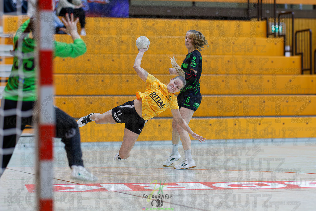 Frauen Oberliga Mitte (HHV); HSG Kleenheim/Langgöns II - HSG Eibelshausen/Ewersbach | Frauen Oberliga Mitte (HHV); HSG Kleenheim/Langgöns II - HSG Eibelshausen/Ewersbach am 01.11.2025 in Oberkleen (Weidig-Halle)Photo © 2025 - Jörg Heinrich - Realisiert mit Pictrs.com