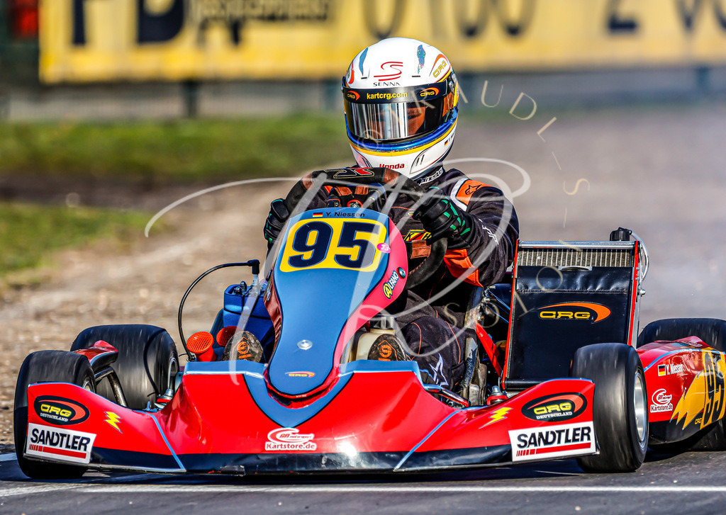 DA0FD2B5-CA4A-483E-A1BB-330BEAE74FEB | traudl_s_fotos