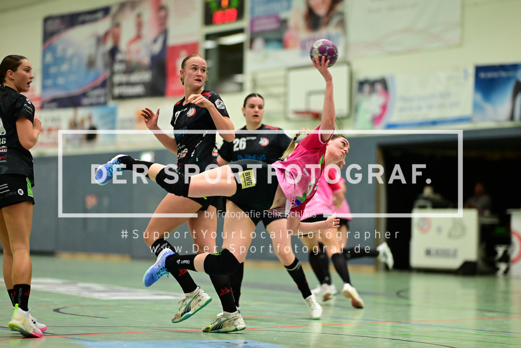 Handball I Frauen I Saison 2024-2025 I 2. HBF I 16. Spieltag I HL Buchholz 08-Rosengarten - SV Union Halle-Neustadt I 072430 | Der Sportfotograf. - Realized with Pictrs.com