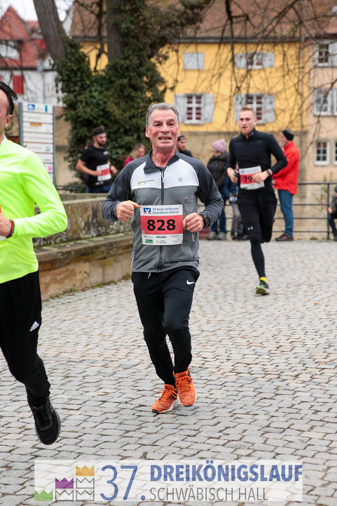VR Bank Hauptlauf 10000m | 3 Koenigslauf 2023 - Realisiert mit Pictrs.com