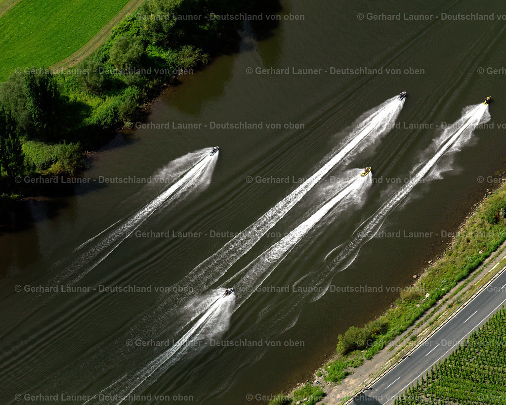 3197357 | Motorbootrennen auf der Mosel bei Bruttig