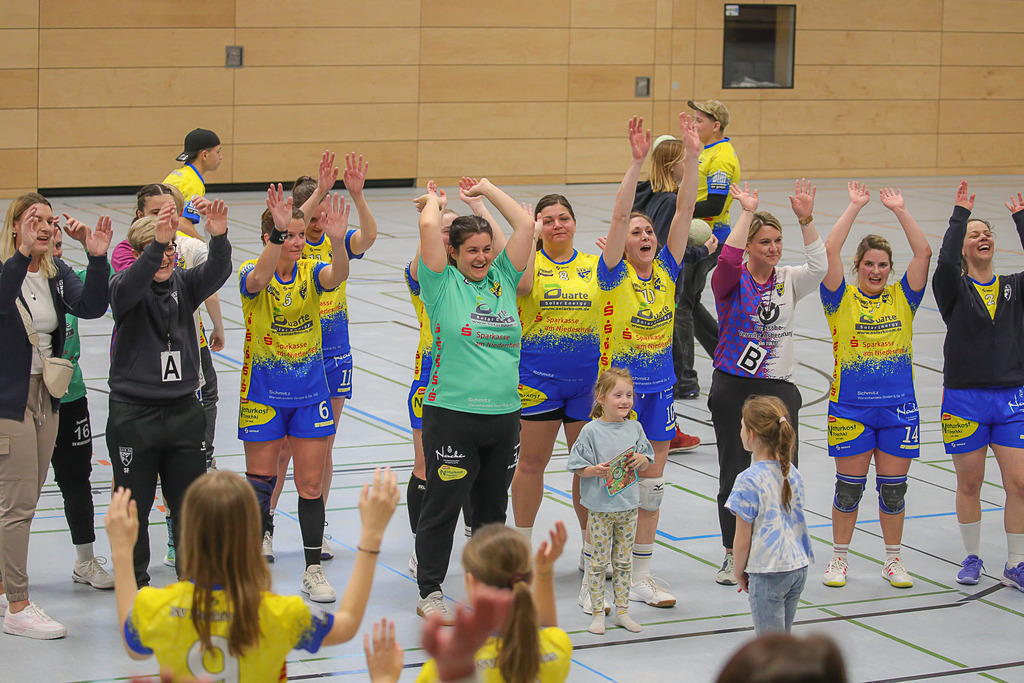 TvBorkenIII_SVN_220325_254 | Bildergalerie von Sport-Ereignissen aber auch von weiteren spannenden Dingen - nicht nur vom Niederrhein. In Anlehnung an den bekannten Spruch von Hanns Dieter Hüsch heißt das Motto: "Niederrhein ist überall".  - Realisiert mit Pictrs.com