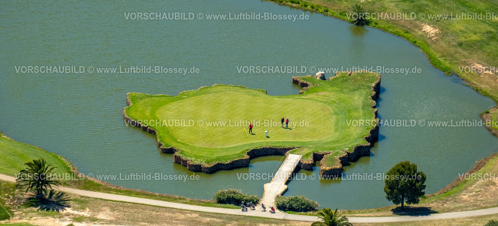 Mallorca230400252SantaPonsaGolf | Luftbild, Golfplatz, Insel in Golfanlage Santa Ponsa II, Calvia , Balearen, Mallorca, Balearische Inseln, Spanien