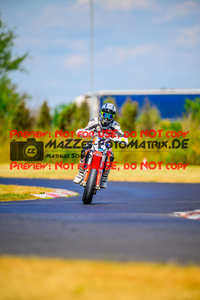 MaZZes_Fotomatrix_20250704_6007705_5579 | GELB