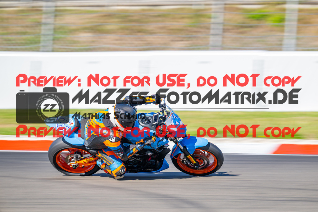 MaZZes-Fotomatrix-20260906-652977 | TWIN