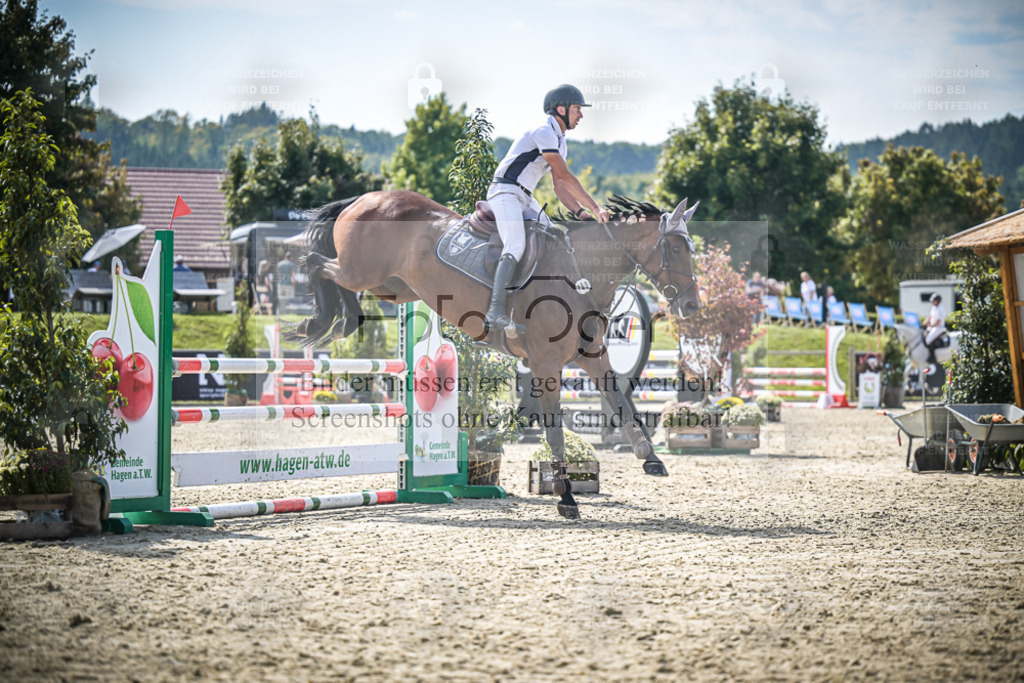 DOS_7895 | Entdecke hochwertige Reitturnierfotos von Foto Oger. Professionell, emotional und authentisch – jetzt Lieblingsmomente im Shop bestellen. - Realisiert mit Pictrs.com