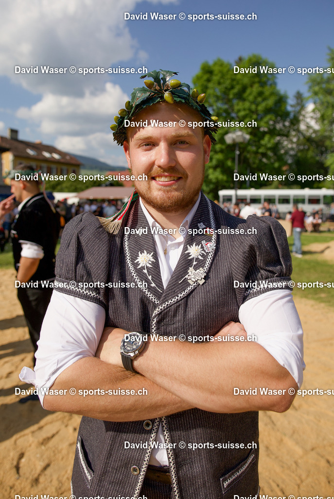Collaud Romain ___ _ la F_te Cantonale Neuch_teloise de lutte suisse _ M_tiers _Coll_ge de M_tiers_ le dimanche 04.06.2023 Photos Waser David _www.sports-suisse.ch_ (2) | sports-suisse.ch