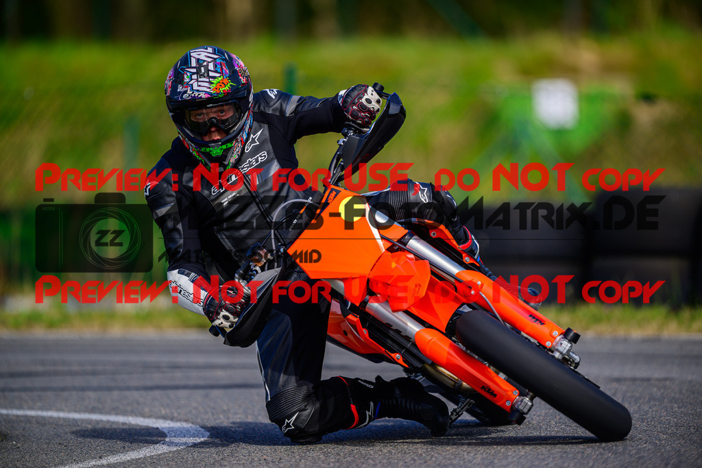 MaZZes_Fotomatrix_20250405_6007705_9804 | Fotograf Mathias Schmid
Sportfotograf,
Eventfotograf,
Hochzeitsfotograf,
Portraitfotograf