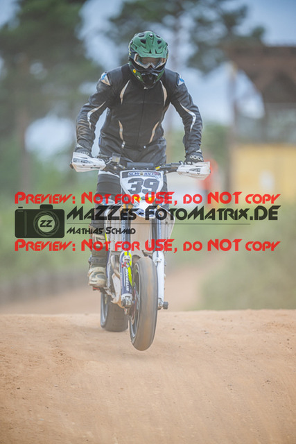 MaZZes_FotoMatrix_220528_6578 | Fotograf Mathias Schmid
Sportfotograf,
Eventfotograf,
Hochzeitsfotograf,
Portraitfotograf