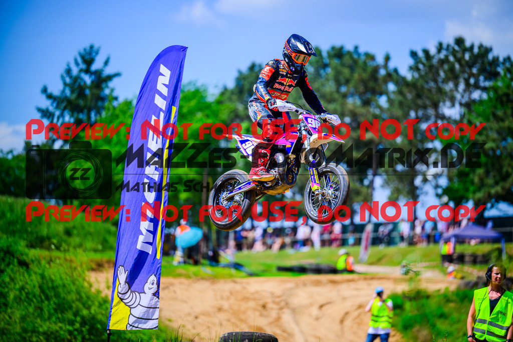 MaZZes_FotoMatrix_240512_6021986_2812 | ROOKIES