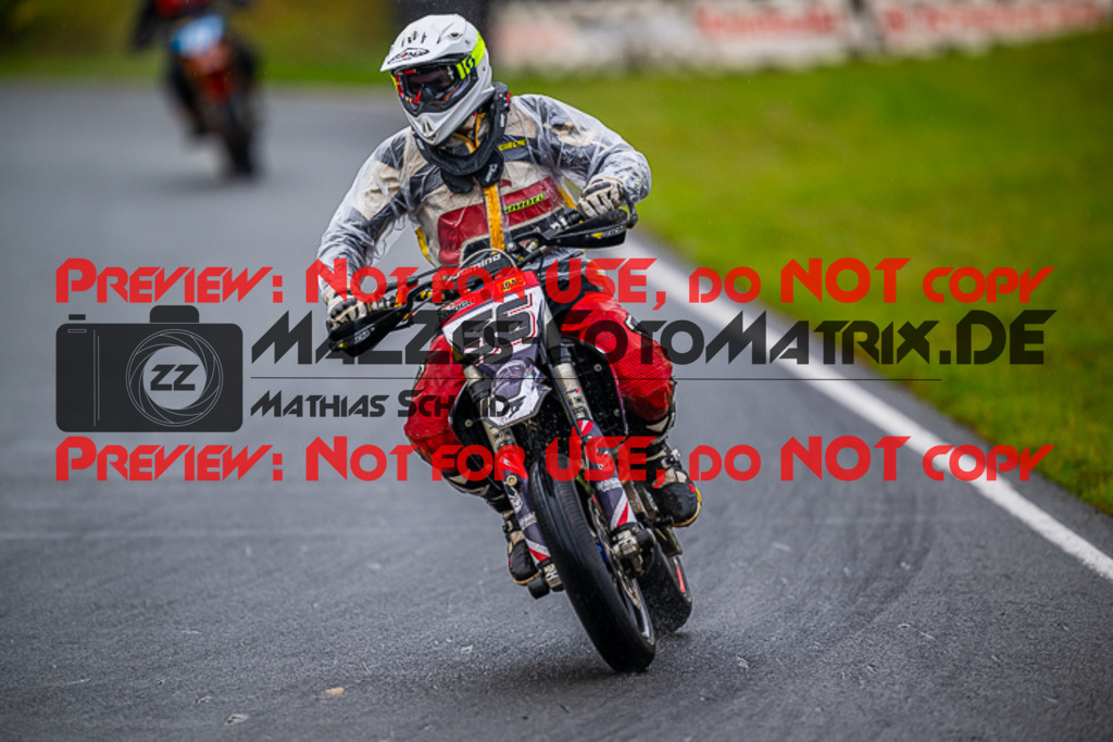 MaZZes_FotoMatrix_230812_6571 | UE40