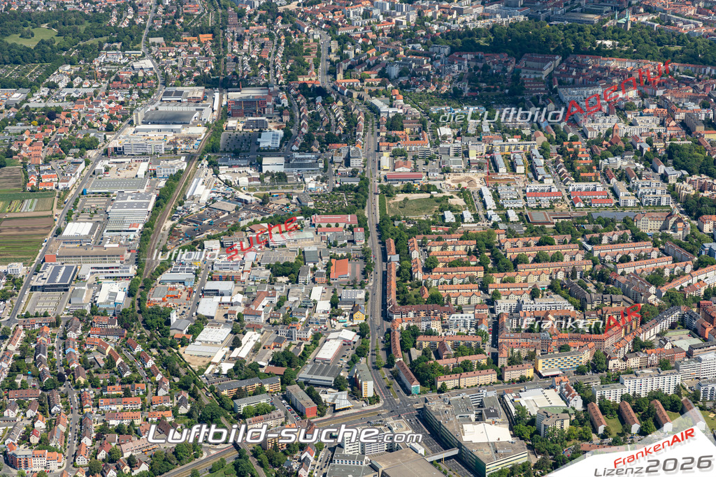 Aktuelles Luftbild von Thon nuernberg - Die Luftaufnahme wurde 2020 mittels UL-Flugzeug erstellt ( keine Drohne ) - hochauflösende Kamera-Systeme von  Canon -Beste Qualität - Für grossformatige Ausdrucke geeignet. Die Geschenkidee !