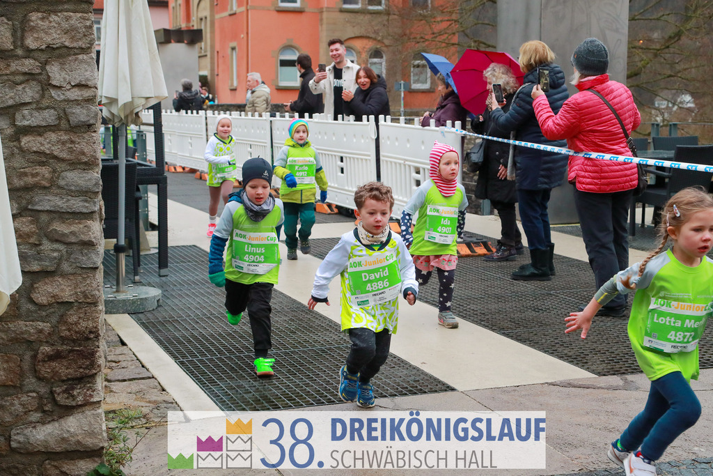 400m AOK Junior Cup | 3 Koenigslauf 2024 400m AOK Junior Cup - Realisiert mit Pictrs.com