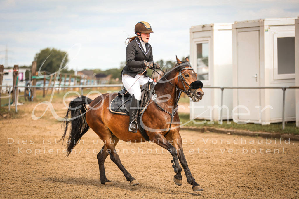 05.SoSpWB00134 | Leoni Ertmer Photography - Realisiert mit Pictrs.com