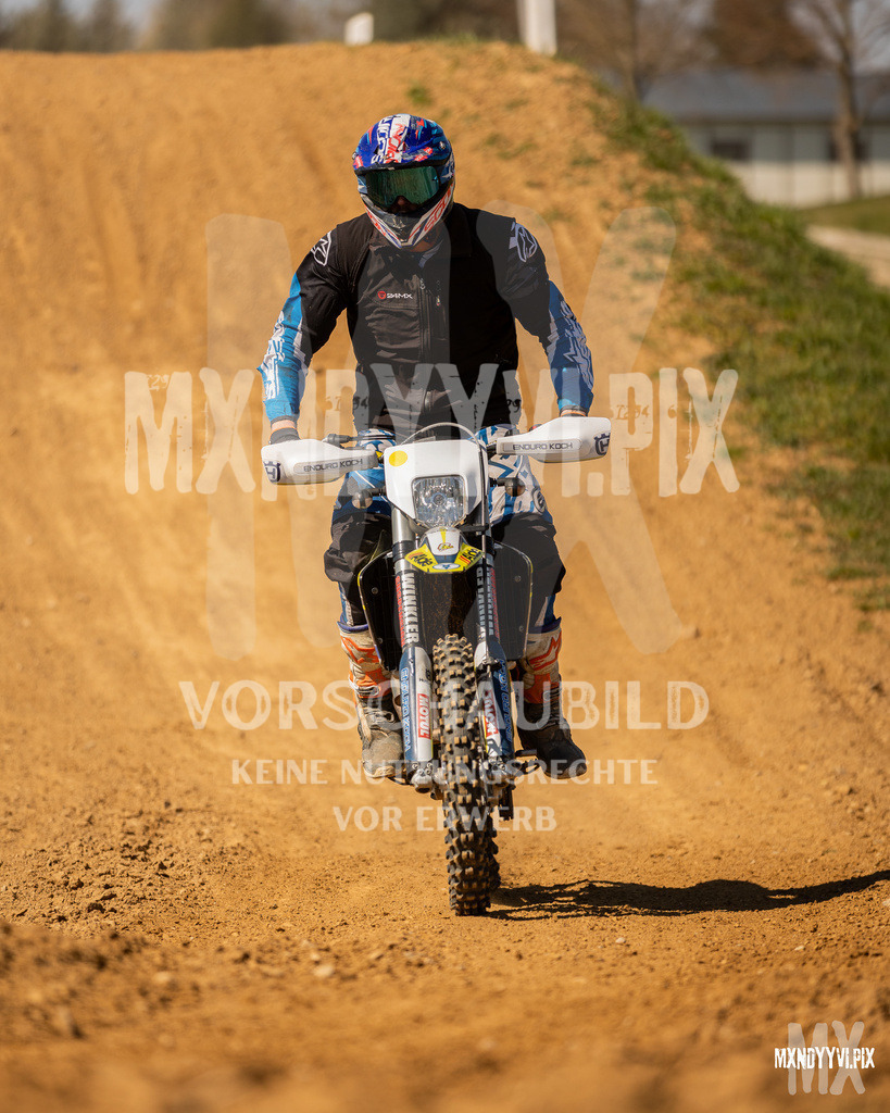 866A3360 | mxndyyvipix