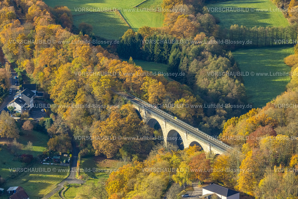 Wetter251104339 | Luftbild, Viadukt Elbschetal mit Radweg, herbstliche Bäume, Wengern, Wetter, Ruhrgebiet, Nordrhein-Westfalen, Deutschland