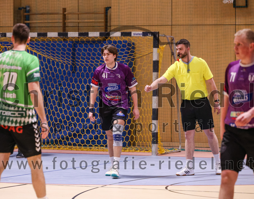 2025-03-15_034_SpVgg_Altenerding_gegen_TSV_Schleissheim | Erding, Deutschland, 15.03.2025:Handball, Bezirksoberliga Männer 2024 / 2025, 18. Spieltag, SpVgg Altenerding gegen TSV Schleißheim, Endergebnis: 32:27Marco Störch (TSV Schleissheim, #10), Kilian Jödecke (SpVgg Altenerding, #41)Foto: Christian Riedel / fotografie-riedel.net