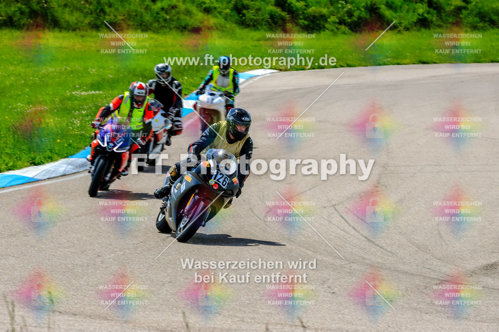 MotoTeam-0197 | Hier findet Ihr Bilder von Touristenfahrten auf der Nürburgring Nordschleife oder von anderen Veranstaltungen die ich besucht habe. Viel Spass beim Durch Schauen 