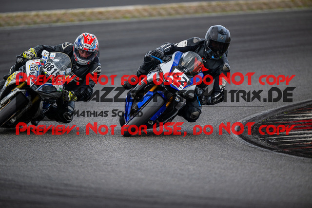 MaZZes_FotoMatrix_230719_4162 | ROT