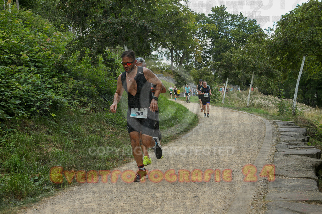 250824_1402_EX1_4746 | Sportfotografie im Rhein-Sieg Kreis, Köln, Bonn, NRW, Rheinland Pfalz, Hessen, etc. Unser Tätigkeitsfeld umfasst den Laufsport vom Volkslauf über den Marathon, Duathlon, Triathon bis zum Ultralauf wie Kölnpfad Ultra oder Schindertrail.