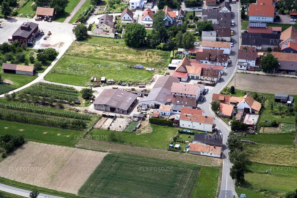 Luftbild: Wiesenstr im Ortsteil Mühlhofen in Billigheim-Ingenheim im Bundesland Rheinland-Pfalz in Deutschland. Foto: IMG_11208.jpg vom 14.06.2008 durch Werner Riehm/FLY-FOTO.de