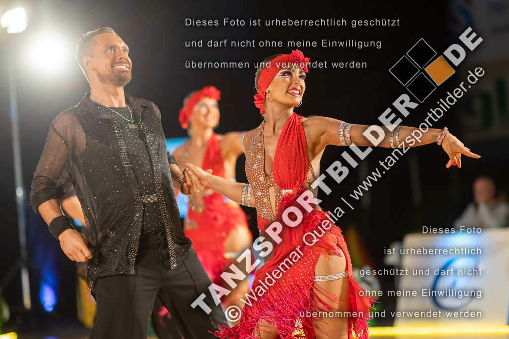 20260321-11166 | Hier finden Sie Tanz Bilder vom Latein und Standard Formationen tanzen. Sportbilder vom Tanzsport. Schöne Fotos und von Weltmeisterschaft, Europameisterschaft, Bundesliga, Regionalliga, Oberliga und Landesliga sowie von GOC Stuttgart, DanceComp, WM Bremen