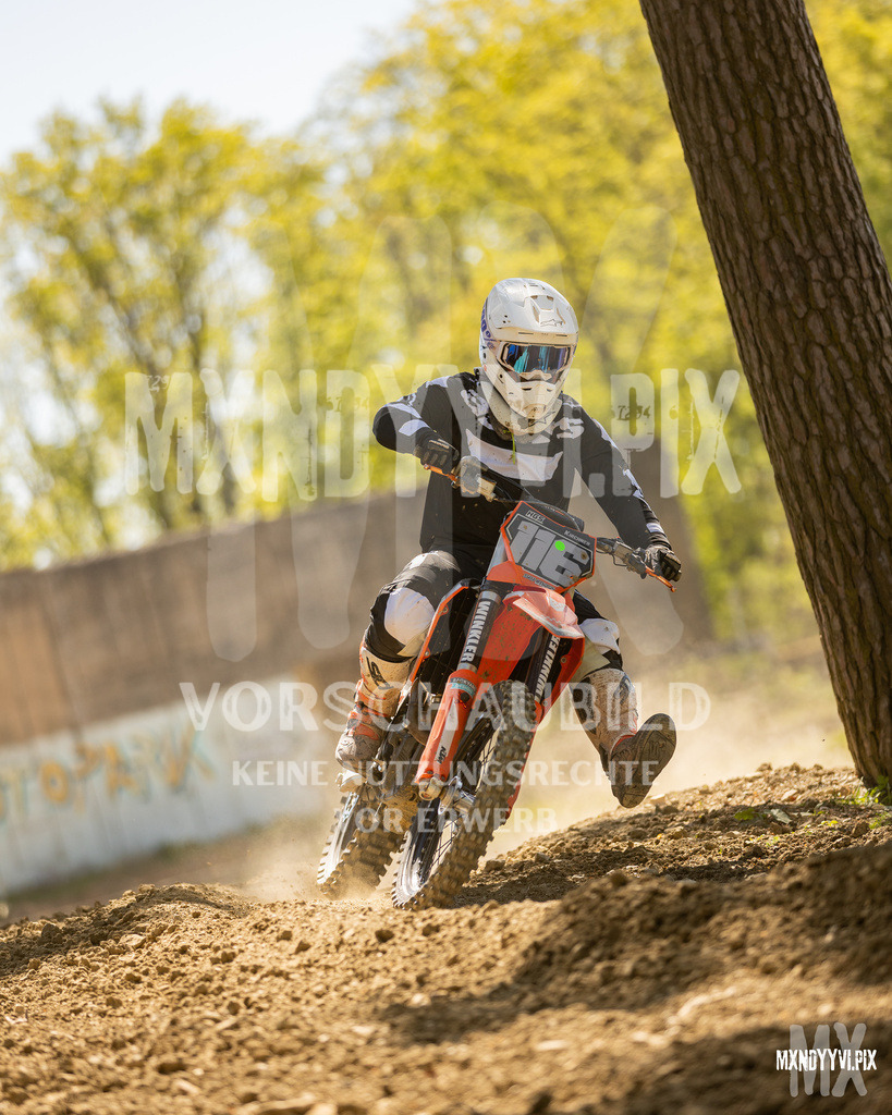 866A4874 | mxndyyvipix