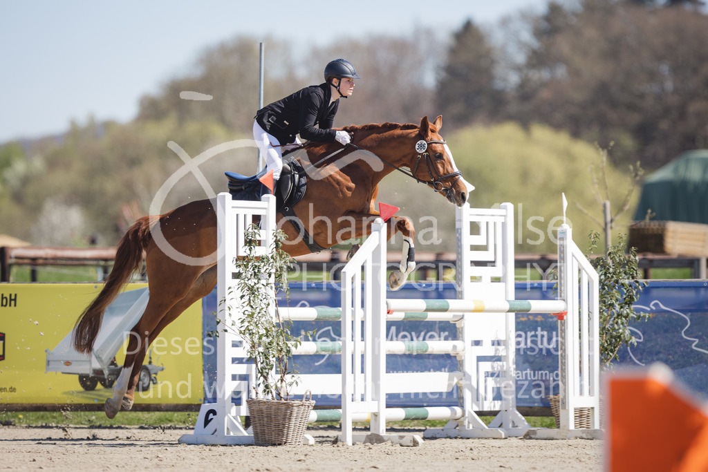 220416_3_A-Springen-315 | Frühlingsfest der Pferde
Herford
16.April 2022
03/1 Sprigprüfung mit steigenden Anforderungen Kl. A** geschlossen 0-43 RLP