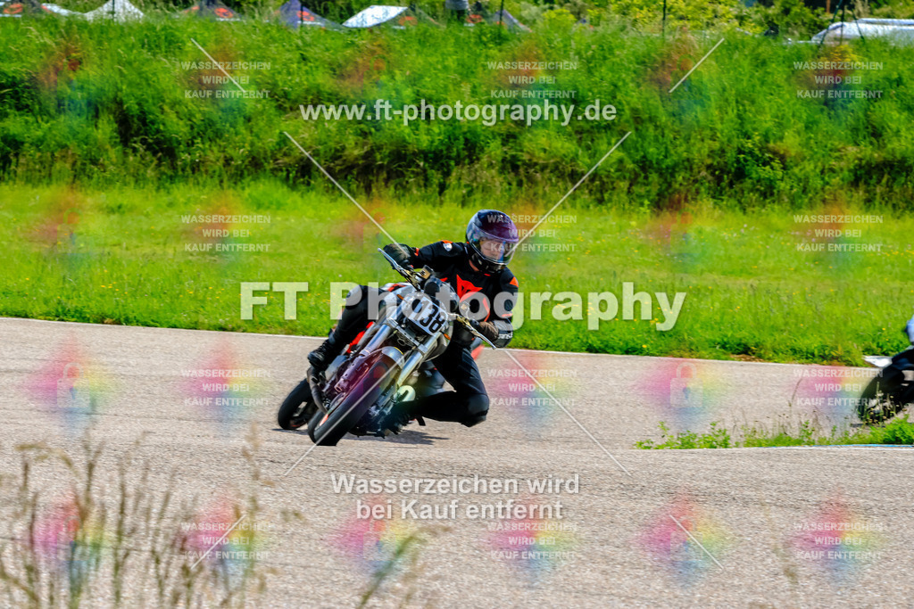 MotoTeam-0283 | Hier findet Ihr Bilder von Touristenfahrten auf der Nürburgring Nordschleife oder von anderen Veranstaltungen die ich besucht habe. Viel Spass beim Durch Schauen 