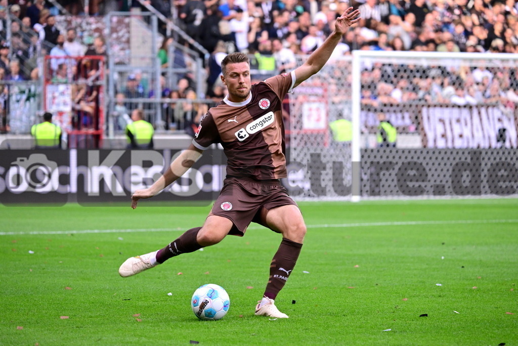 KBS Picture_FCStPauli-AtalantaBergamo_Test_026 | Wahl Hauke (St.Pauli) ,Sportplatz :  Millerntor Stadion, - Realisiert mit Pictrs.com