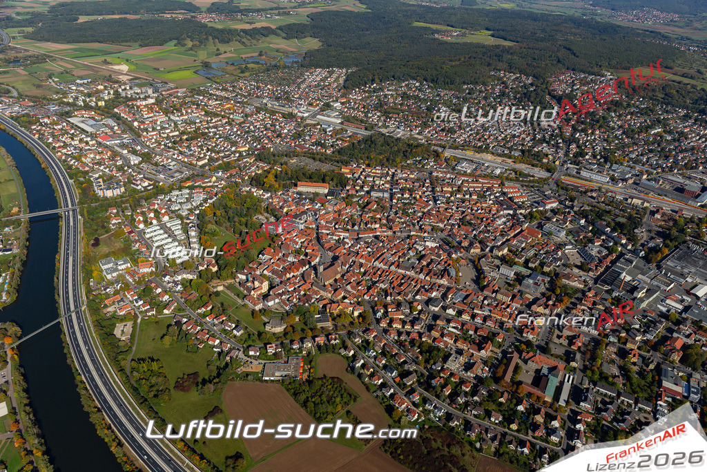 Das Luftbild der Stadt Forchheim wurde 2019 vom Flugzeug heraus erstellt (keine Drohne) Aufnahmehöhe ca.400 Meter- hohe Auflösung- beste Druck-Qualität garantiert!