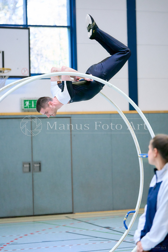 C-DSC07951 | Professionelle Sportfotografie in Hamburg, Schleswig-Holstein und Niedersachsen – spezialisiert auf Rhönrad, Geräteturnen, Leistungsturnen und rhythmische Sportgymnastik. Bundesweite Begleitung von Rhönrad-Events. Jetzt Sport-Fotos - Realisiert mit Pictrs.com