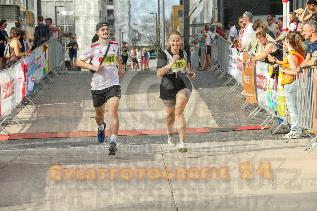 250920_1533_EX1_9968 | Sportfotografie im Rhein-Sieg Kreis, Köln, Bonn, NRW, Rheinland Pfalz, Hessen, etc. Unser Tätigkeitsfeld umfasst den Laufsport vom Volkslauf über den Marathon, Duathlon, Triathon bis zum Ultralauf wie Kölnpfad Ultra oder Schindertrail.