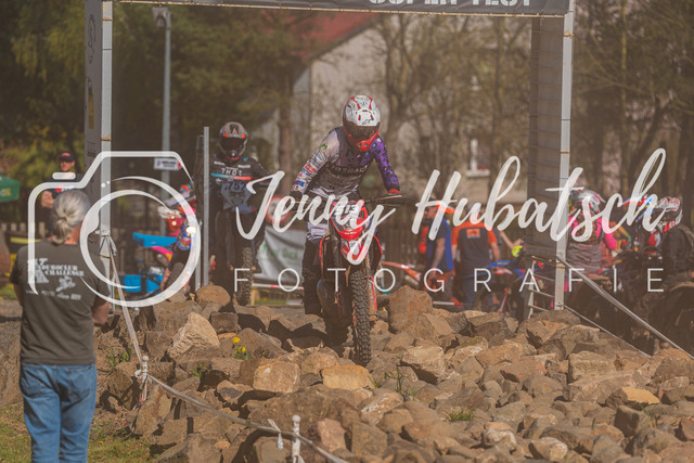 JHF.ECHT.4h.Samstag544 | jennyhubatsch-endurofotografie