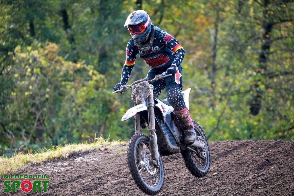 OpenTrack2024_Sonntag_Experten_206 | Bildergalerie von Sport-Ereignissen aber auch von weiteren spannenden Dingen - nicht nur vom Niederrhein. In Anlehnung an den bekannten Spruch von Hanns Dieter Hüsch heißt das Motto: "Niederrhein ist überall".  - Realisiert mit Pictrs.com